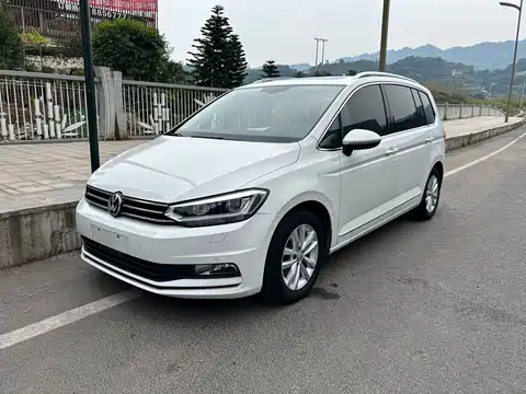 Volkswagen Touran, 2017