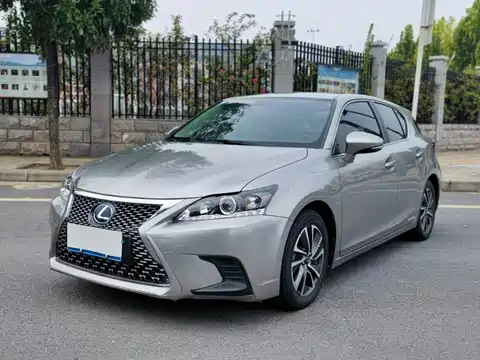 Lexus CT, 2020