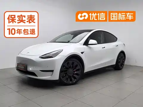 Tesla Model Y, 2022