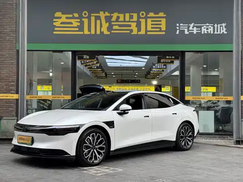 ZEEKR 007, 2024