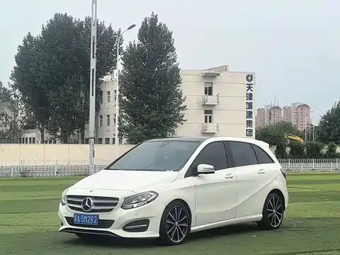 Mercedes-Benz B-Class, 2016