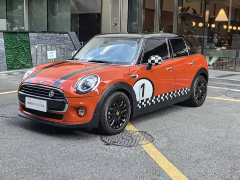 MINI MINI, 2019