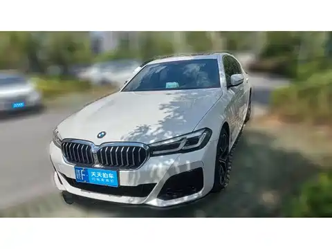 BMW 5-серии, 2023