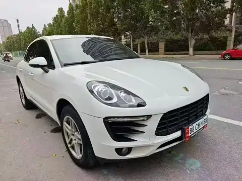 Porsche Macan, 2018