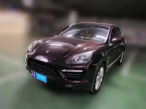 Porsche Cayenne, 2014