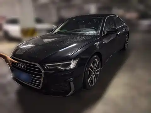 Audi A6L, 2022