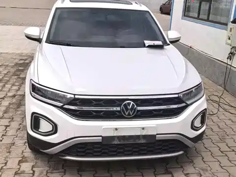 Volkswagen T-ROC, 2023