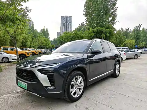 NIO ES8, 2022
