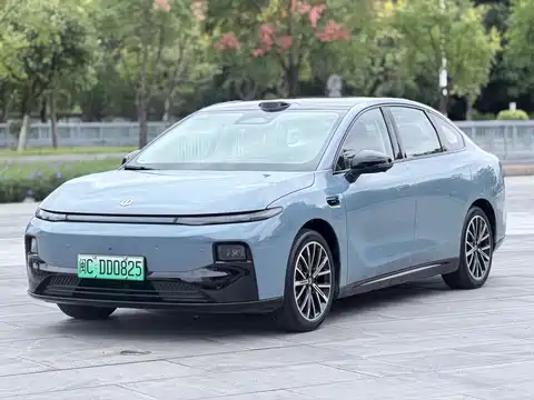 Leapmotor B01, 2025