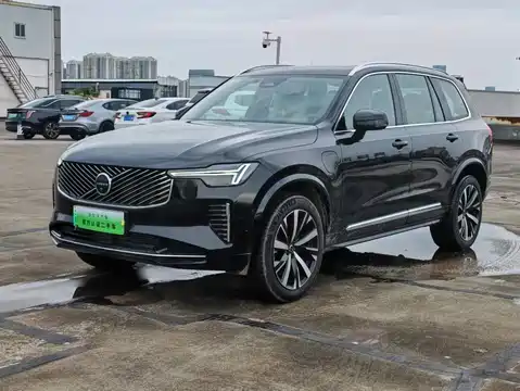 Volvo XC90 Plug-in Hybrid, 2025