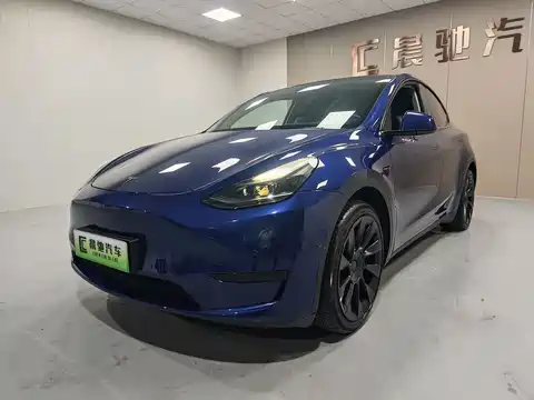 Tesla Model Y, 2022