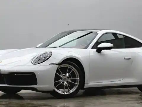 Porsche 911, 2025