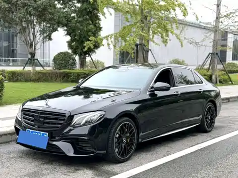 Mercedes-Benz E-Class, 2016
