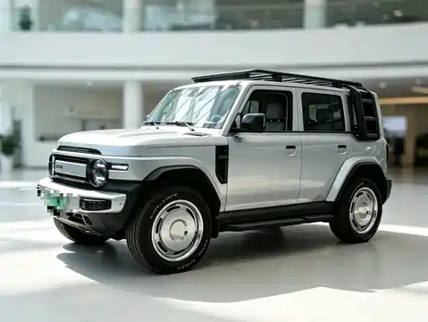 iCAR V23, 2025