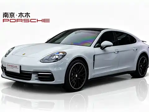 Porsche Panamera, 2019
