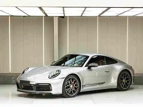 Porsche 911, 2024